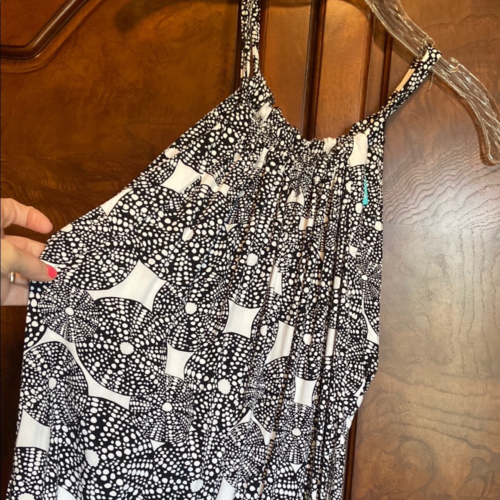 Escapada Black and White Halter Maxi Dress Size Medium - Picture 7 of 8